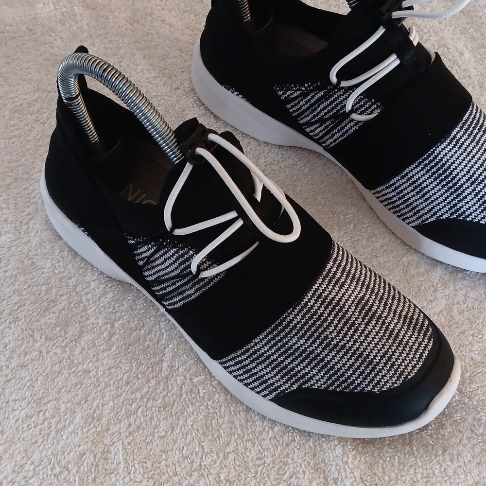 NWOT Vionic Alaina Comfort Slip On Athletic Shoes - Picture 3 of 16